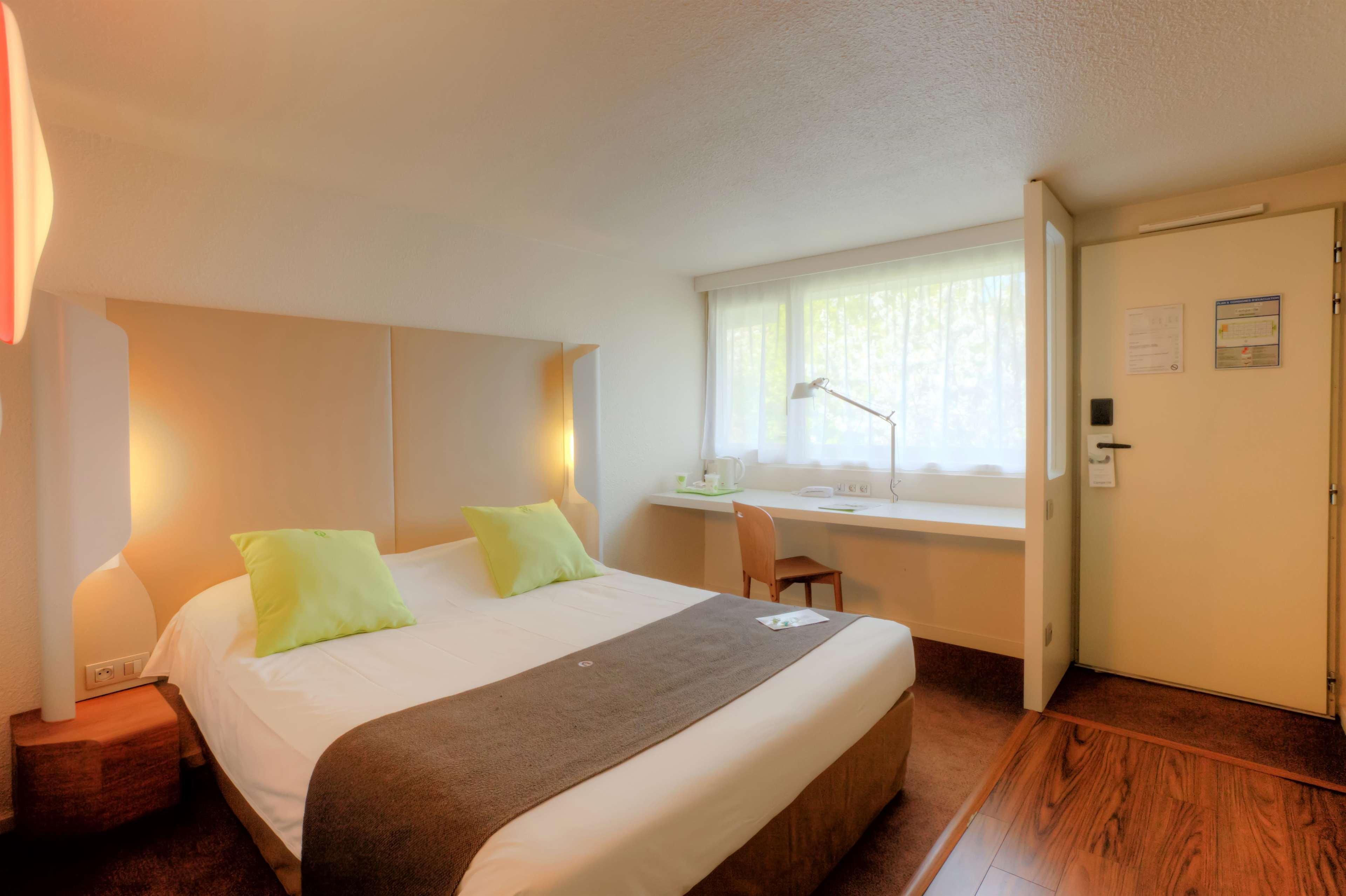 Campanile Poitiers Hotel Екстериор снимка