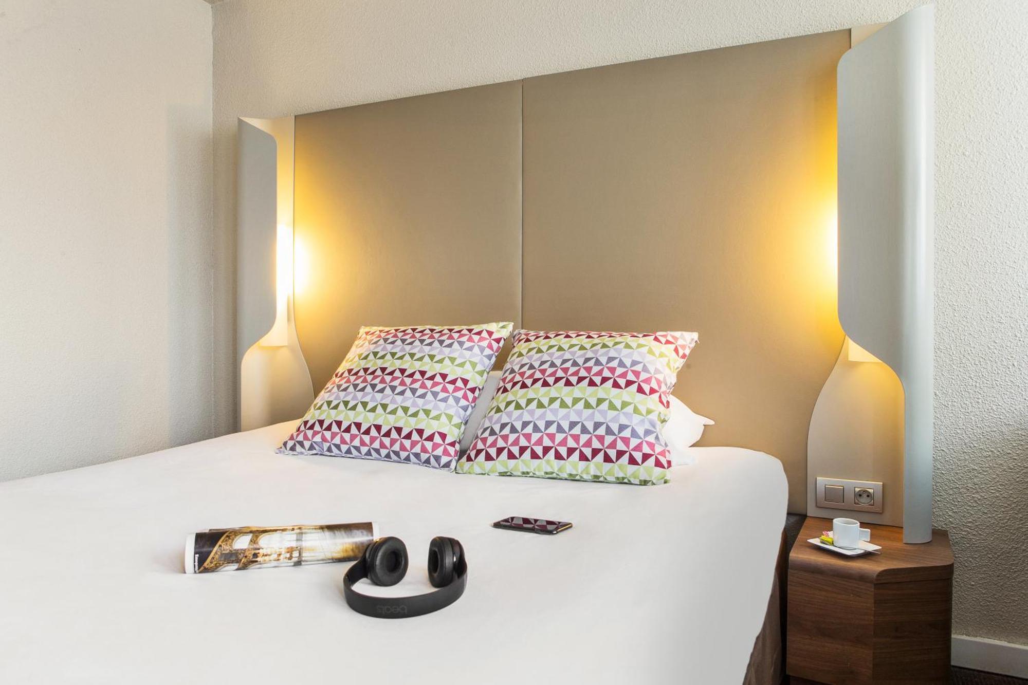Campanile Poitiers Hotel Екстериор снимка
