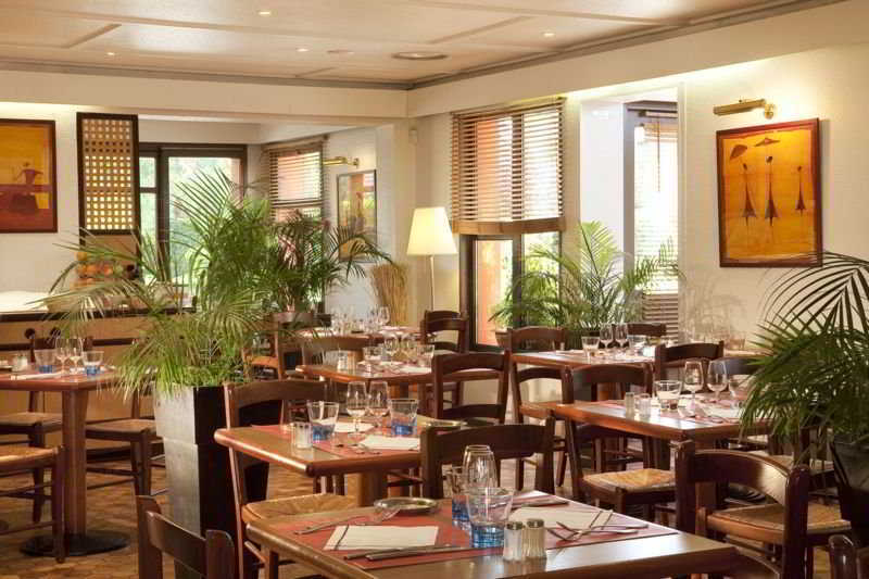Campanile Poitiers Hotel Екстериор снимка
